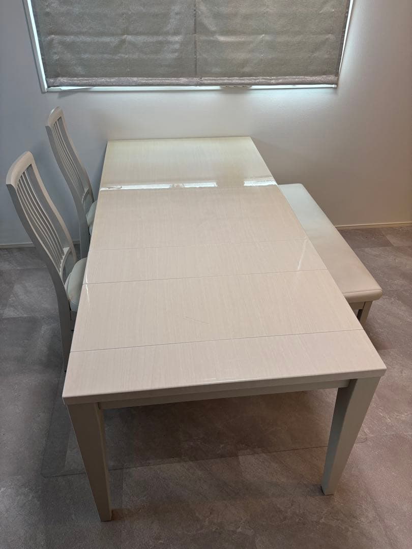 【引取のみ　名古屋】20万のダイニングセット　延長可能テーブル　オシャレです