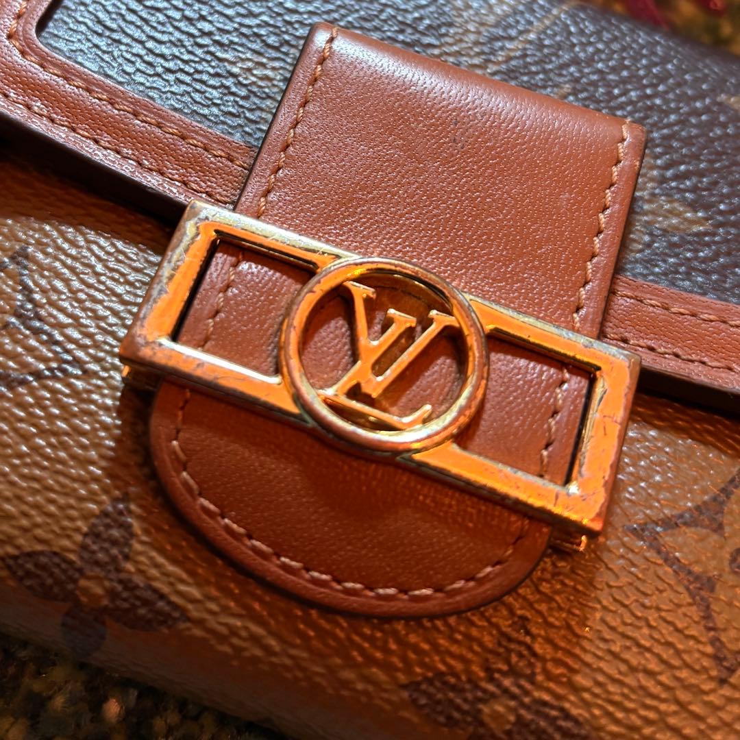 Louis Vuitton ポルトフォイユ・ドーフィーヌ　コンパクト