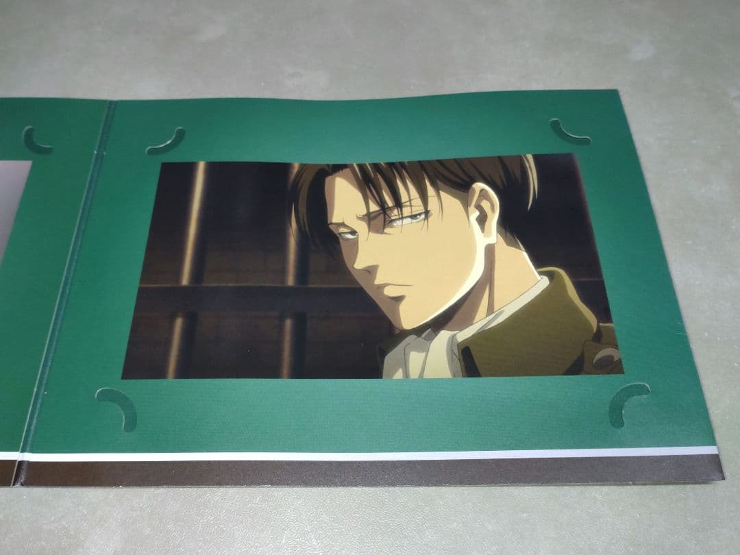 USJ　進撃の巨人　フォト＆台紙　リヴァイ　ハンジ　クロノイド