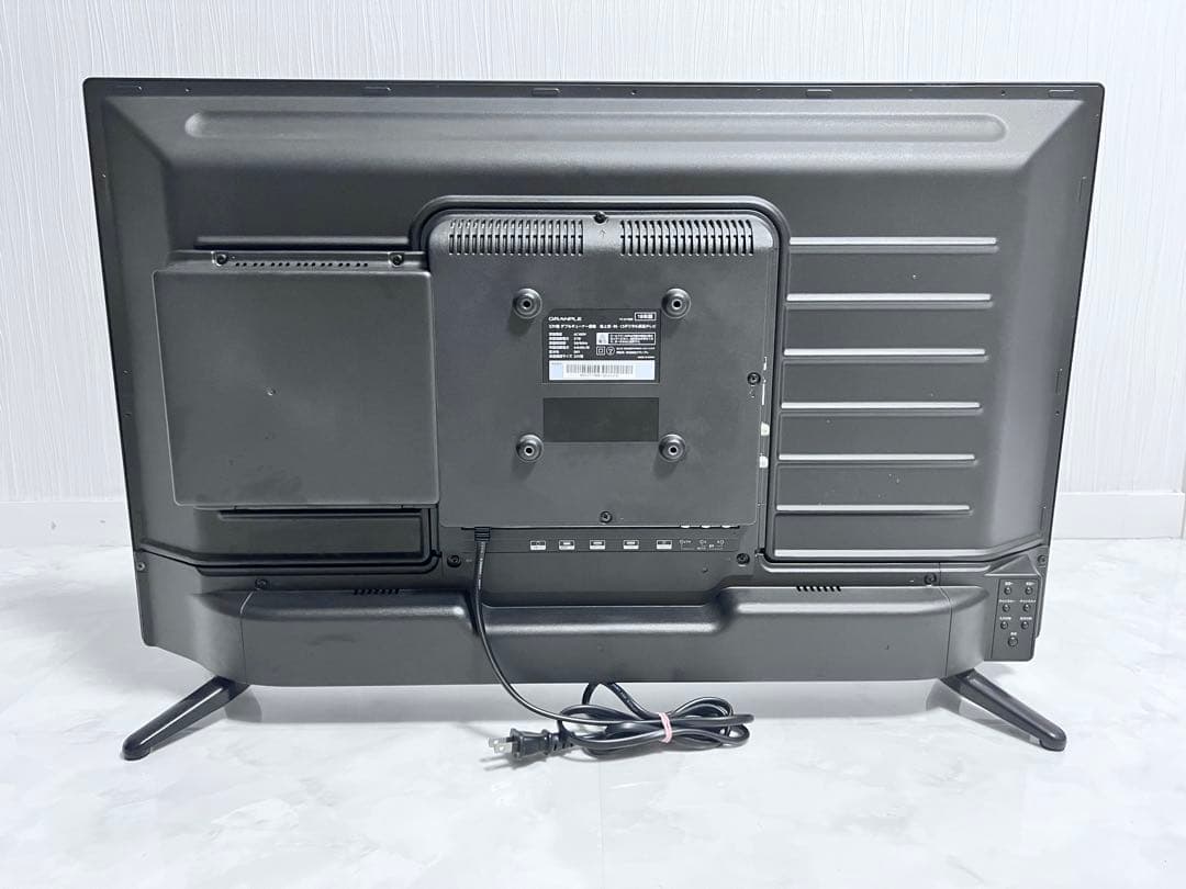【極美品】GRANPLE 32V型液晶テレビ Wチューナー 外付録画機器対応