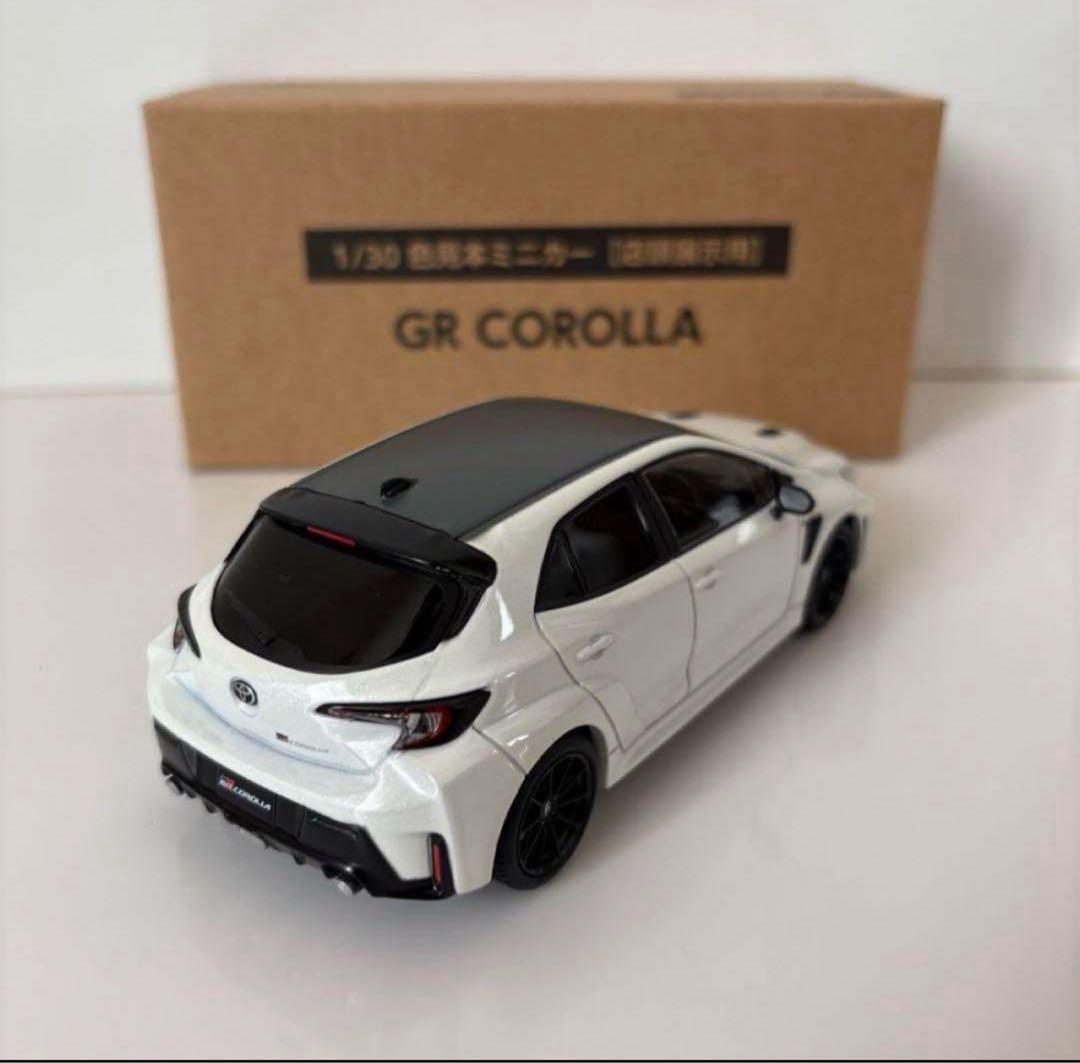 GRカローラ 後期型 ミニカーカラーサンプル プラチナホワイトパール【非売品】