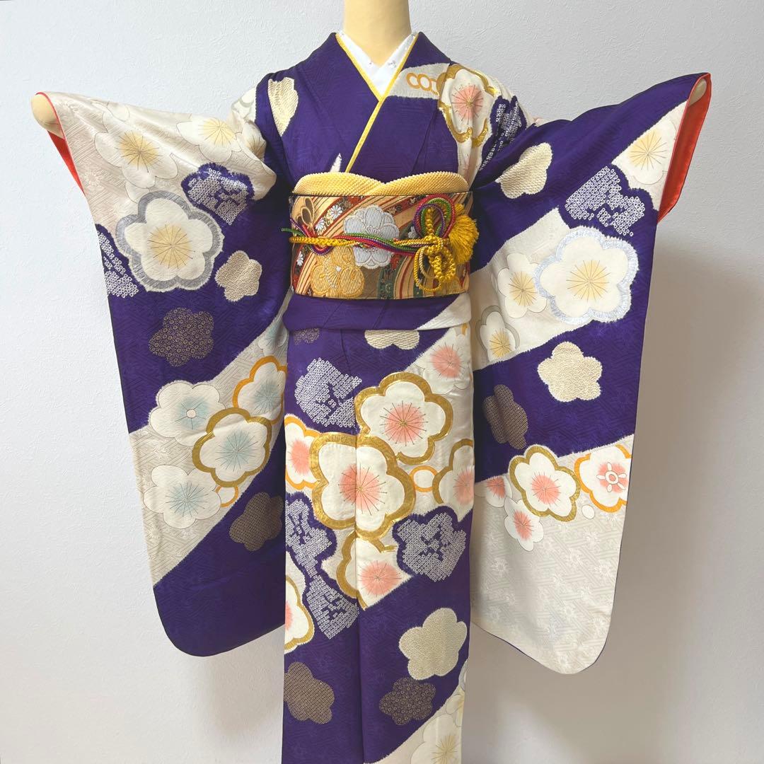 437 振袖フルセット 正絹 紫 オフホワイト 金銀彩 絞り 駒刺繍 レトロ