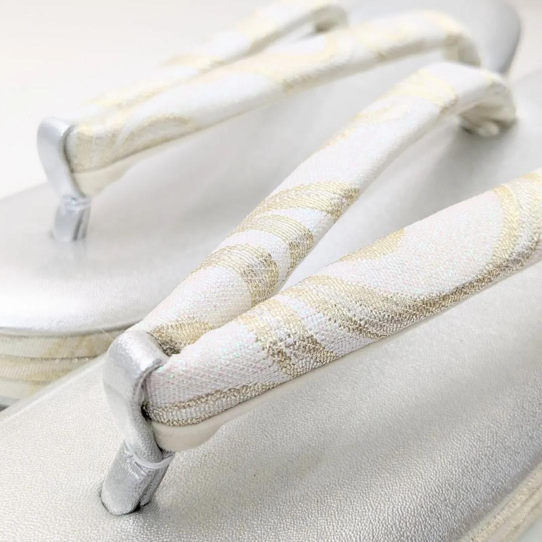 和装 草履 バッグ セット 白 シルバー 帯地 フリーサイズ u71-1