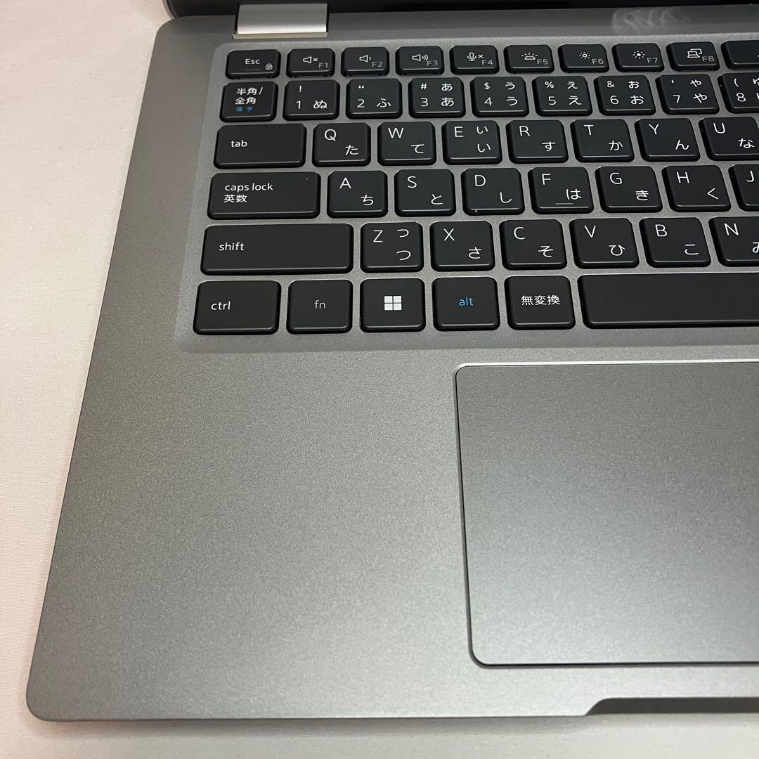 準美品 LATITUDE 5330 12世代 i5 16GB 256GB FHD