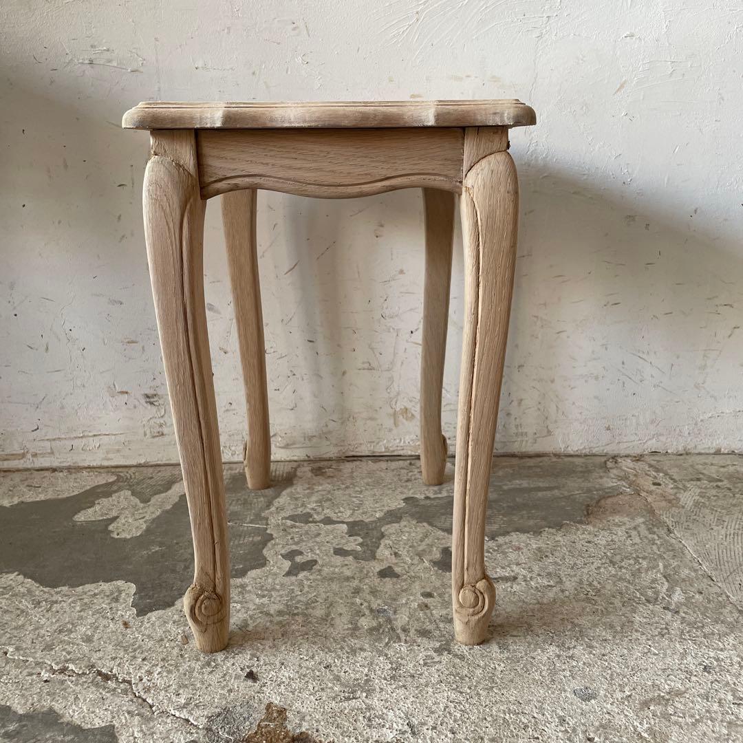 ガラストップサイドテーブル ガラストップベッドサイドテーブル　小　猫脚　剥離