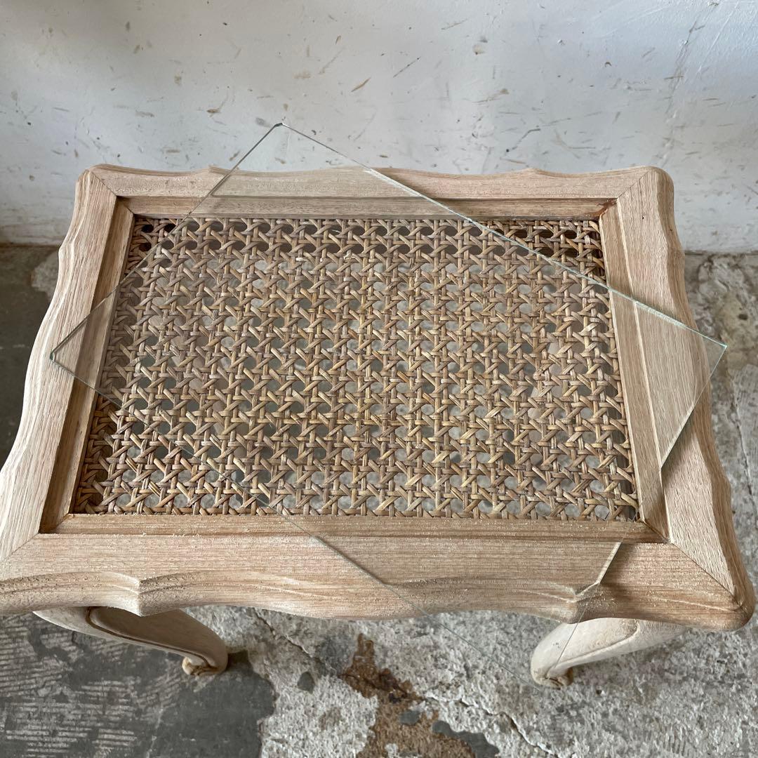 ガラストップサイドテーブル ガラストップベッドサイドテーブル　小　猫脚　剥離