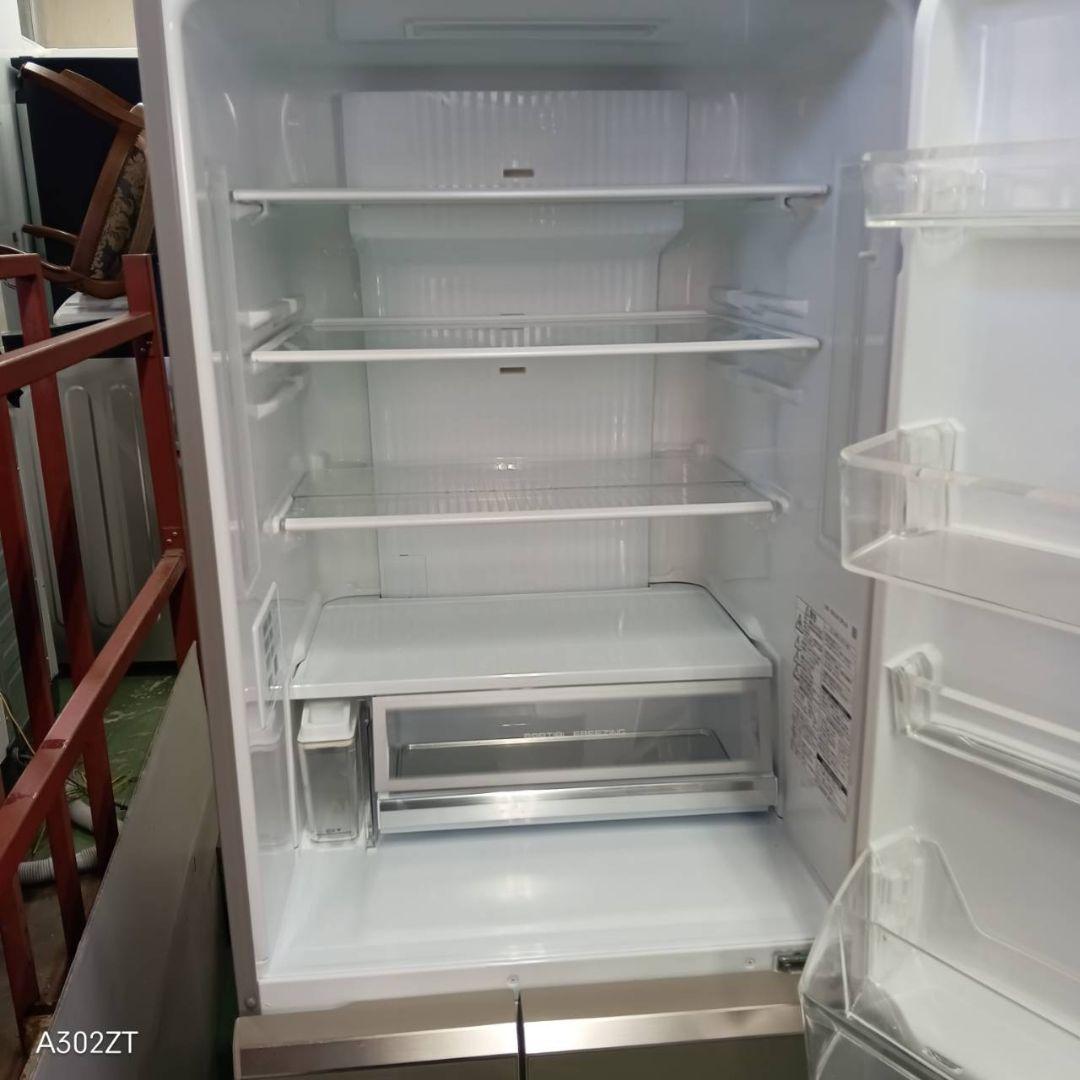 446 大型冷蔵庫　400L強　右開き　自動製氷機　鏡面デザイン　保証込　美品