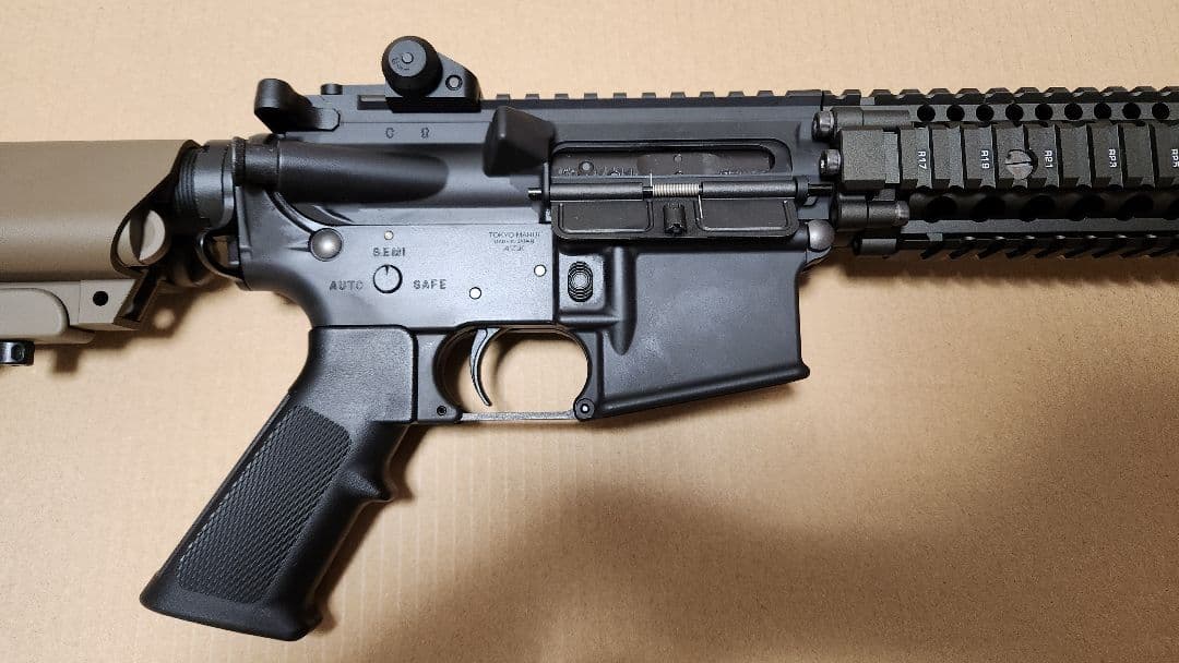 とり　東京マルイ　MK18 MOD1 ガスガン　予備マガジン2本つき