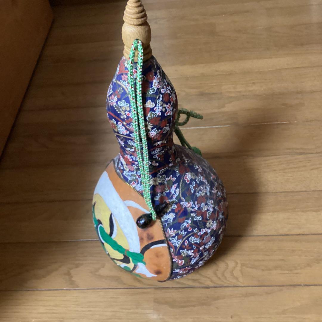 飾物　　瓢箪細工　【　風神雷神　】　　台座　【　蔦　細工　】工芸品　　稀有品