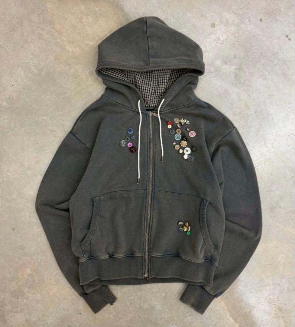 トップス HIROKI TSUZUKI FULL ZIP HOODIE CHARCOAL
