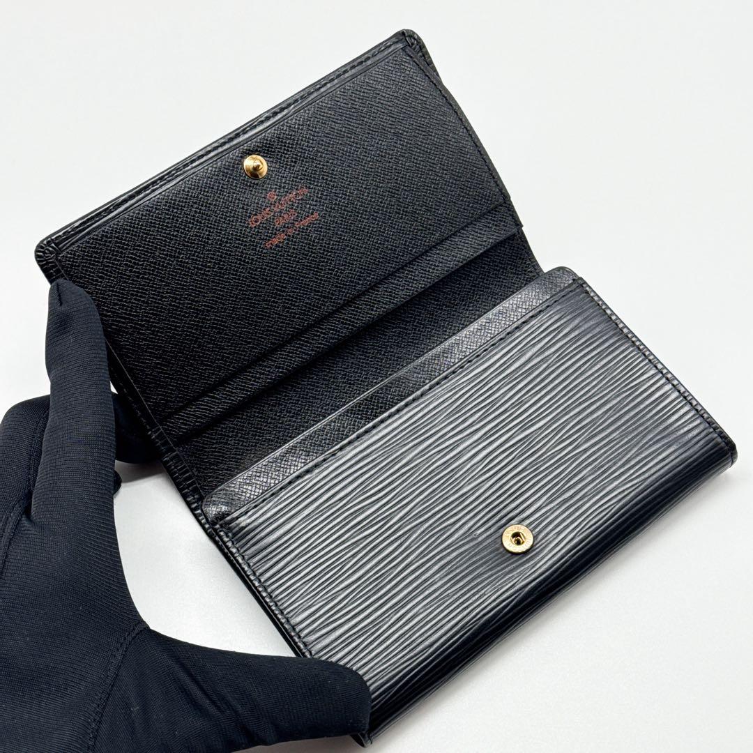 ルイヴィトン エピ ポルトフォイユ トレゾール 二つ折り財布 黒 ブラック