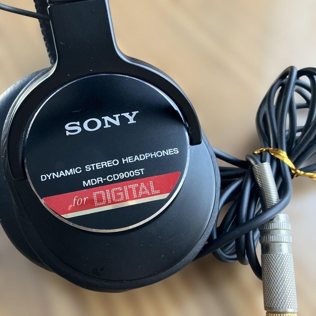 ソニーダイナミックヘッドホンMDR CD 900 ST