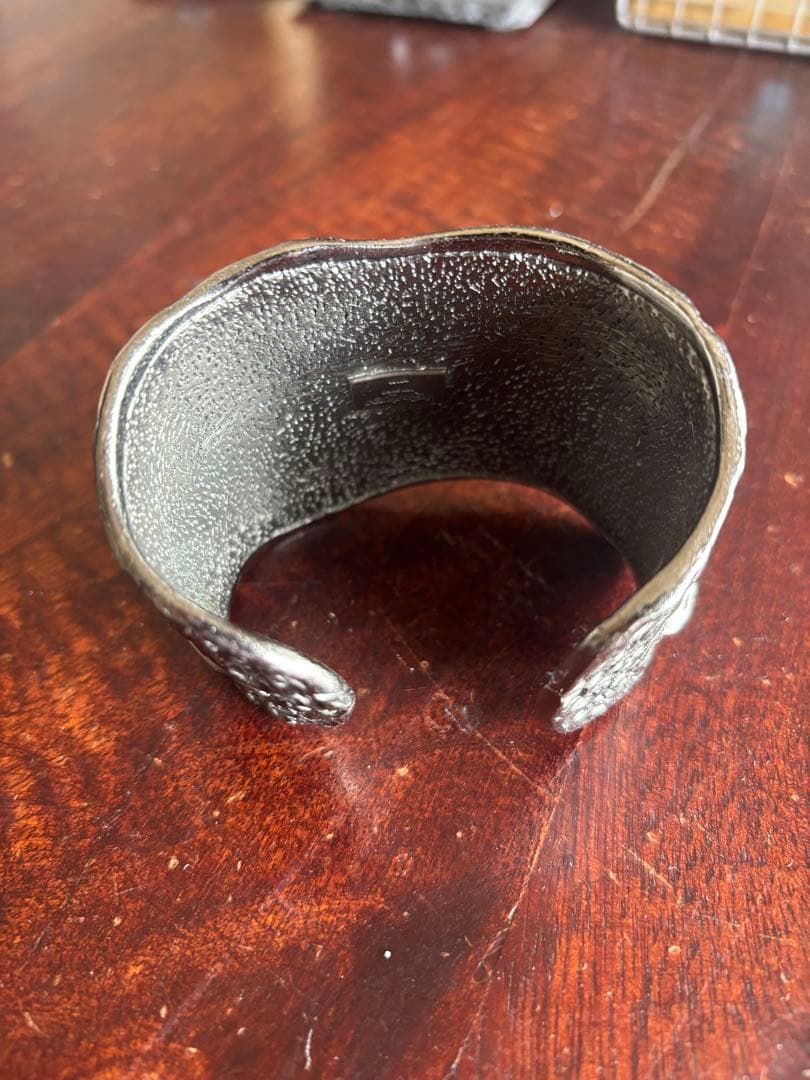 YVES SAINT LAURENT （イブサンローラ）　バングル