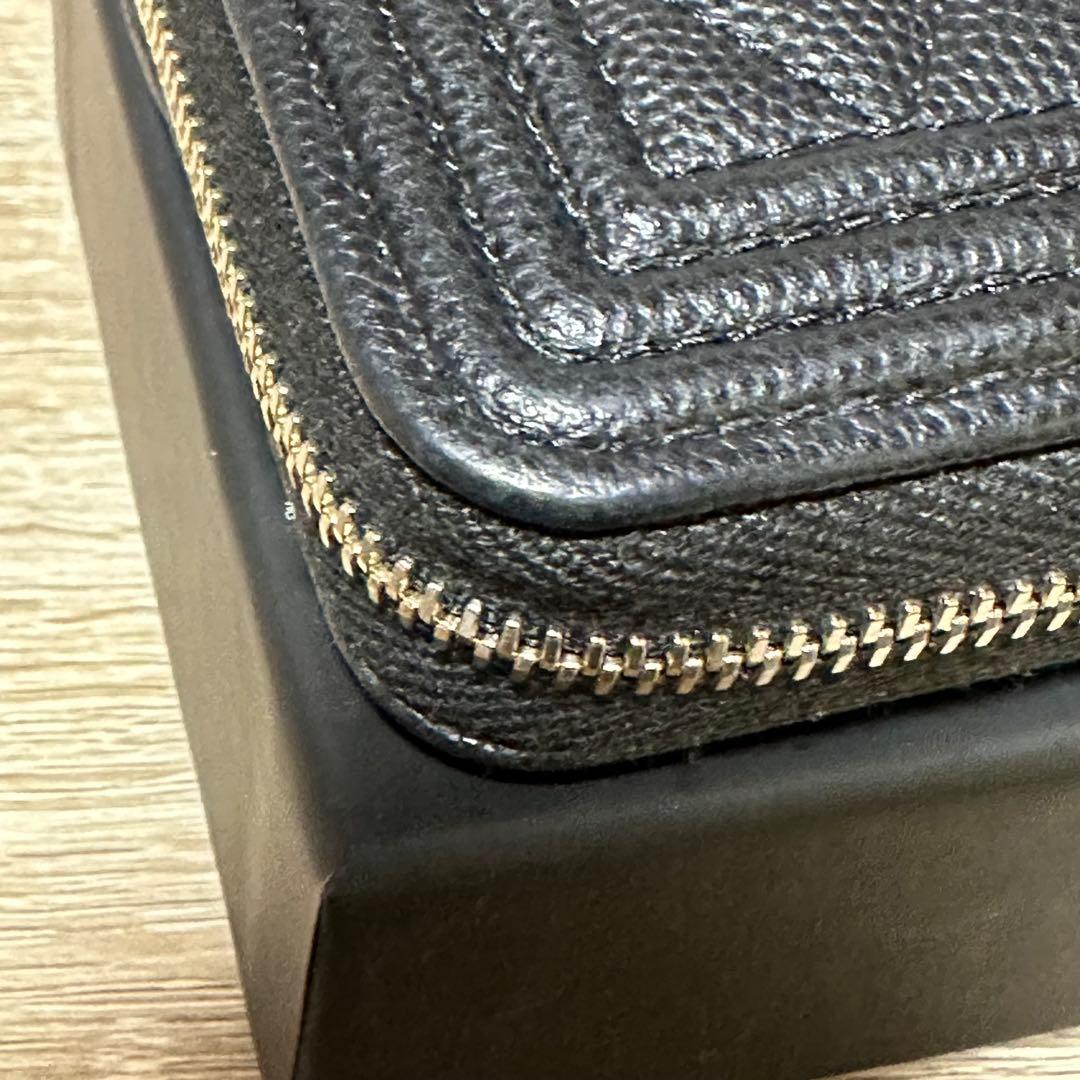 CHANEL ボーイズシャネル　ケース　G金具　キャビアスキン