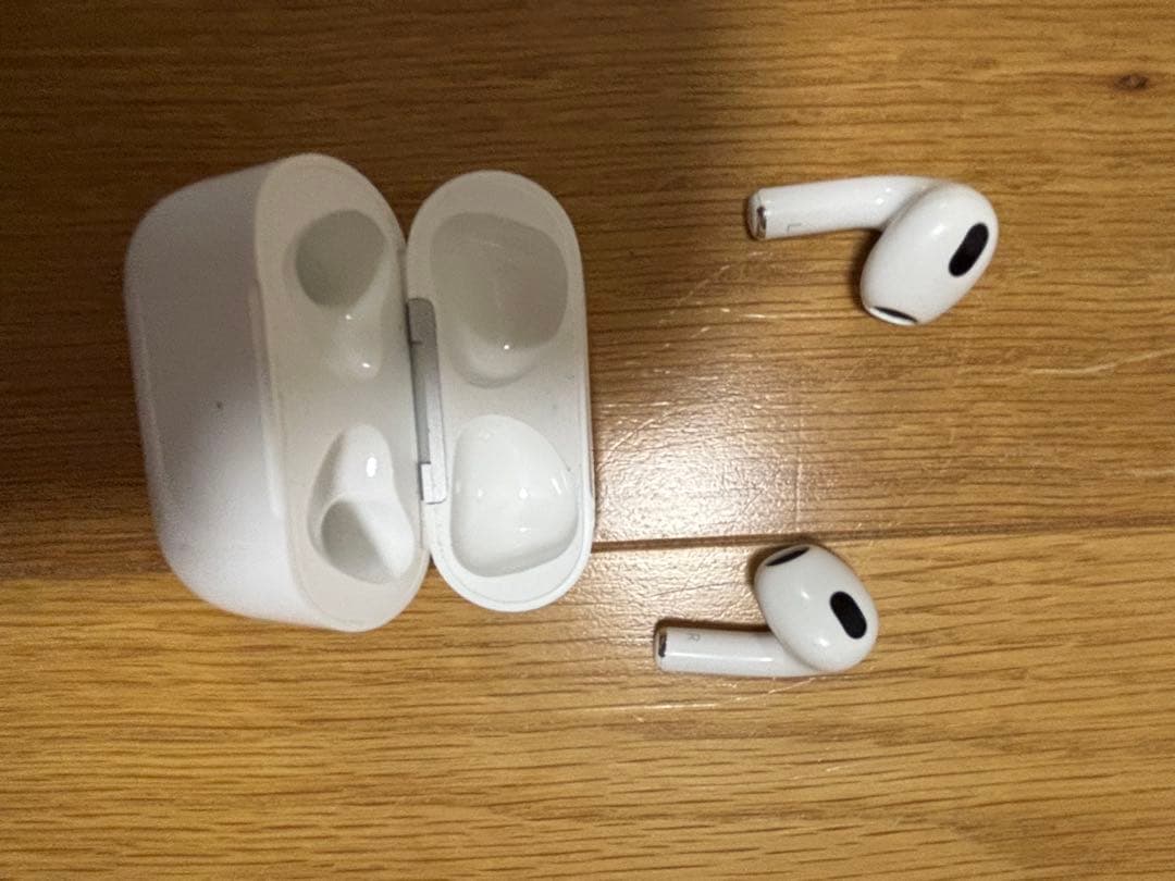 AirPods第3世代本体 ホワイト 箱入り