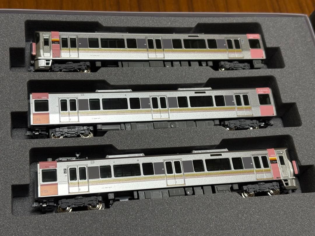 美品　KATO 10-1907 227系500番台　Urara 3両セット