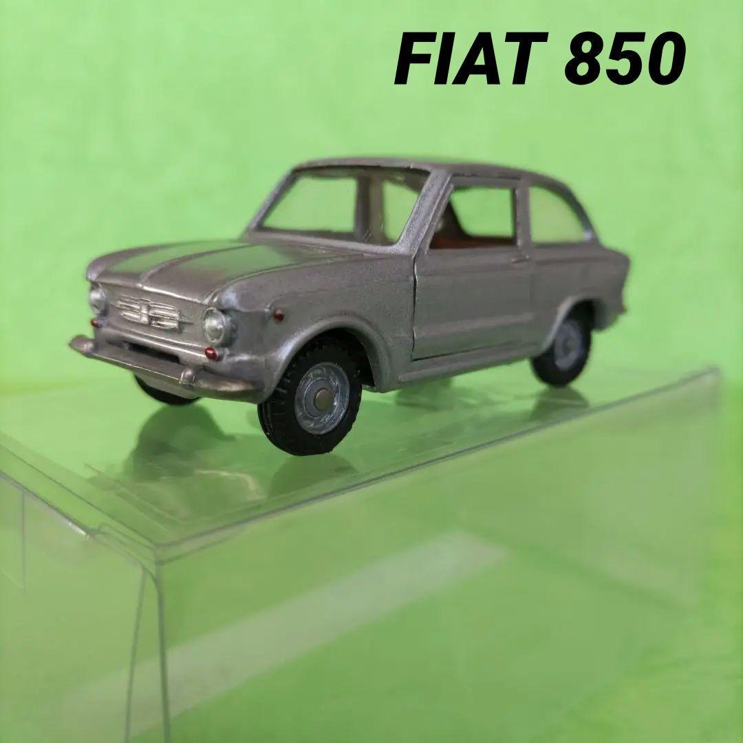 フィアット　850 メーベトーイズ