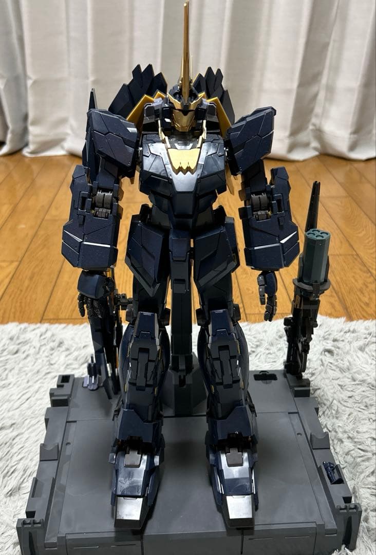 ユニコーンガンダム2号機バンシィ　60/1スケール完成品