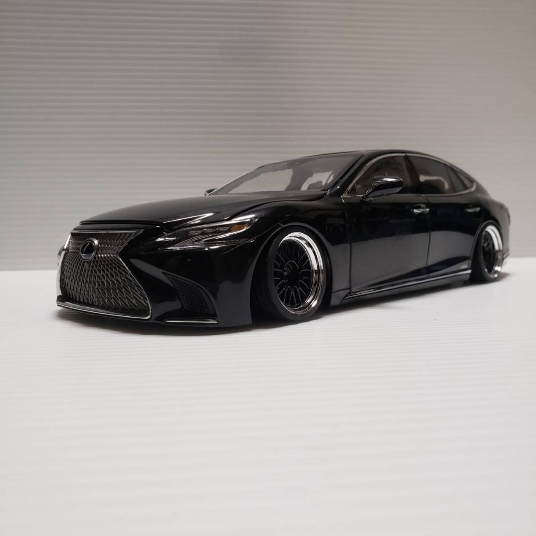 1/18　レクサス LS500h　カスタム