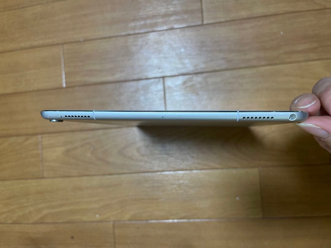 Apple iPad pro 10.5インチ256GB