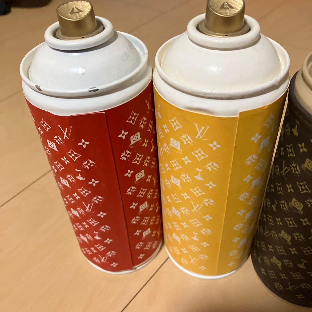 m*p様 static luxury vandals spray can ルイヴ