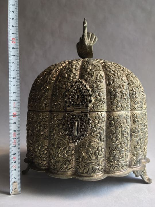 孔雀　タイ シルバー細工