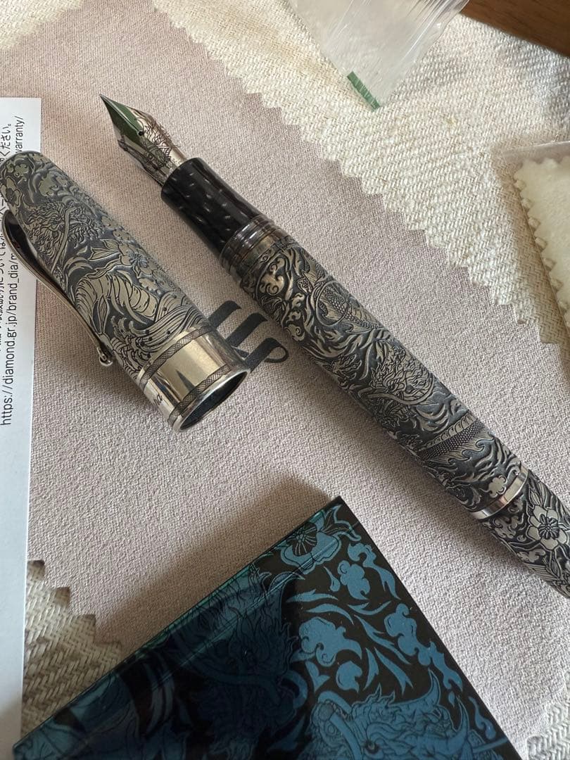 モンテグラッパ　万年筆限定品、龍と桜