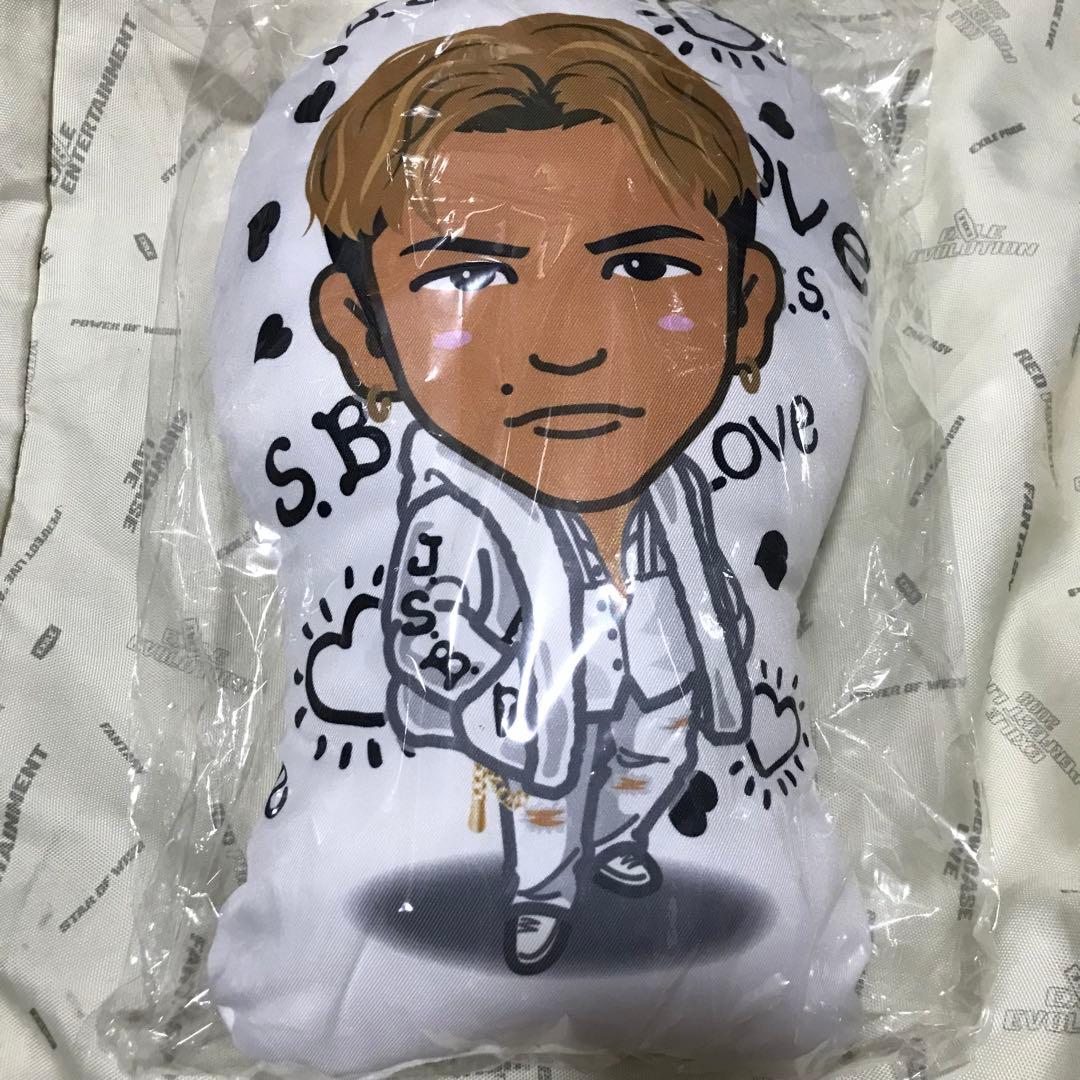 NAOTO クッション　白ラブ