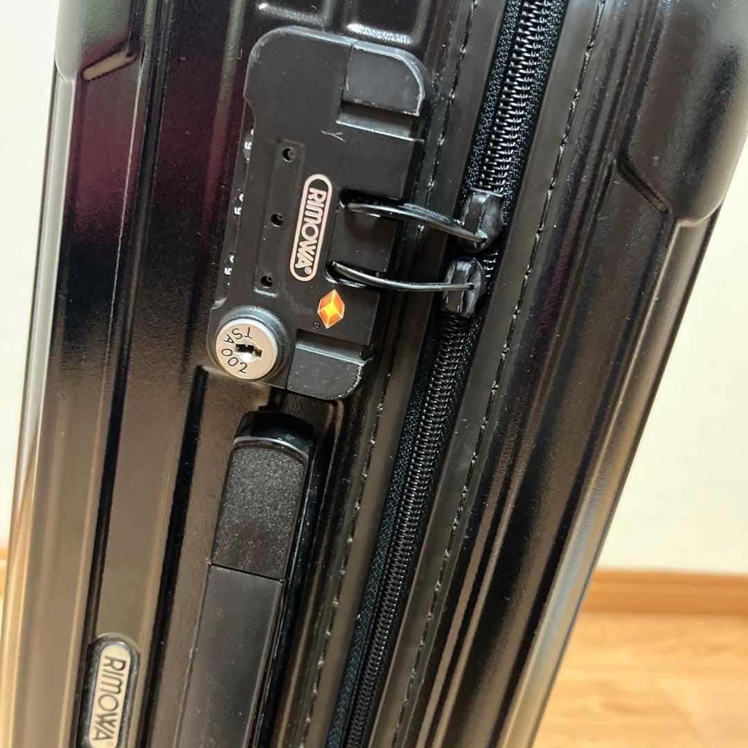 リモワ　サルサ　スーツケース