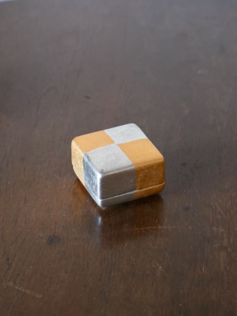 小野珀子　金銀彩　香合　茶道具　香道具　共箱　Q2109