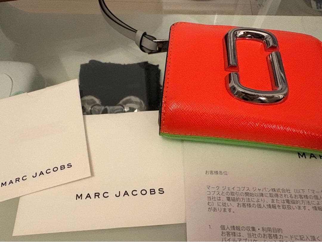 先着❗️【美品】マークジェイコブス 折り財布 オレンジ/グリーン