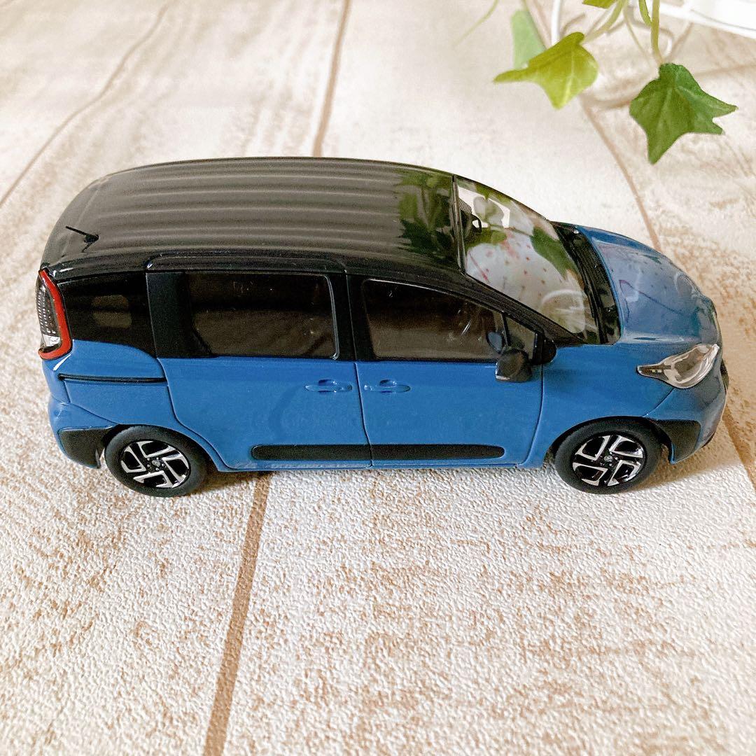 トヨタ シエンタ カラーサンプル ダークグレー/グレイッシュブルー新品