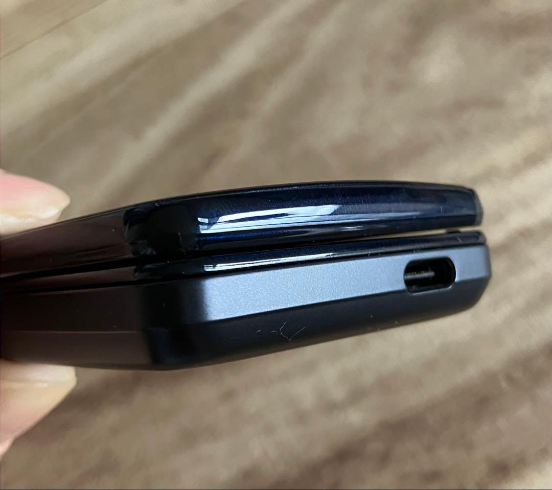 ソフトバンク AQUOS ケータイ4 A205SH ブラック 白ロム