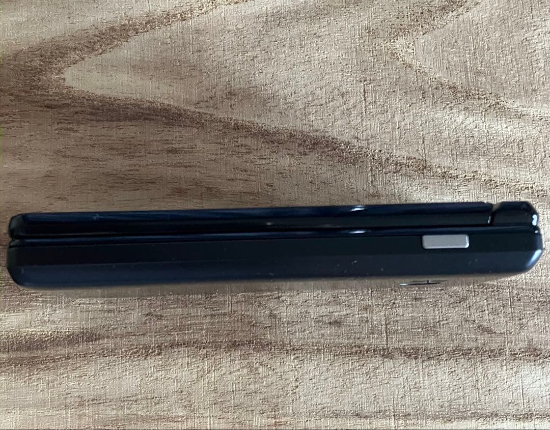 ソフトバンク AQUOS ケータイ4 A205SH ブラック 白ロム