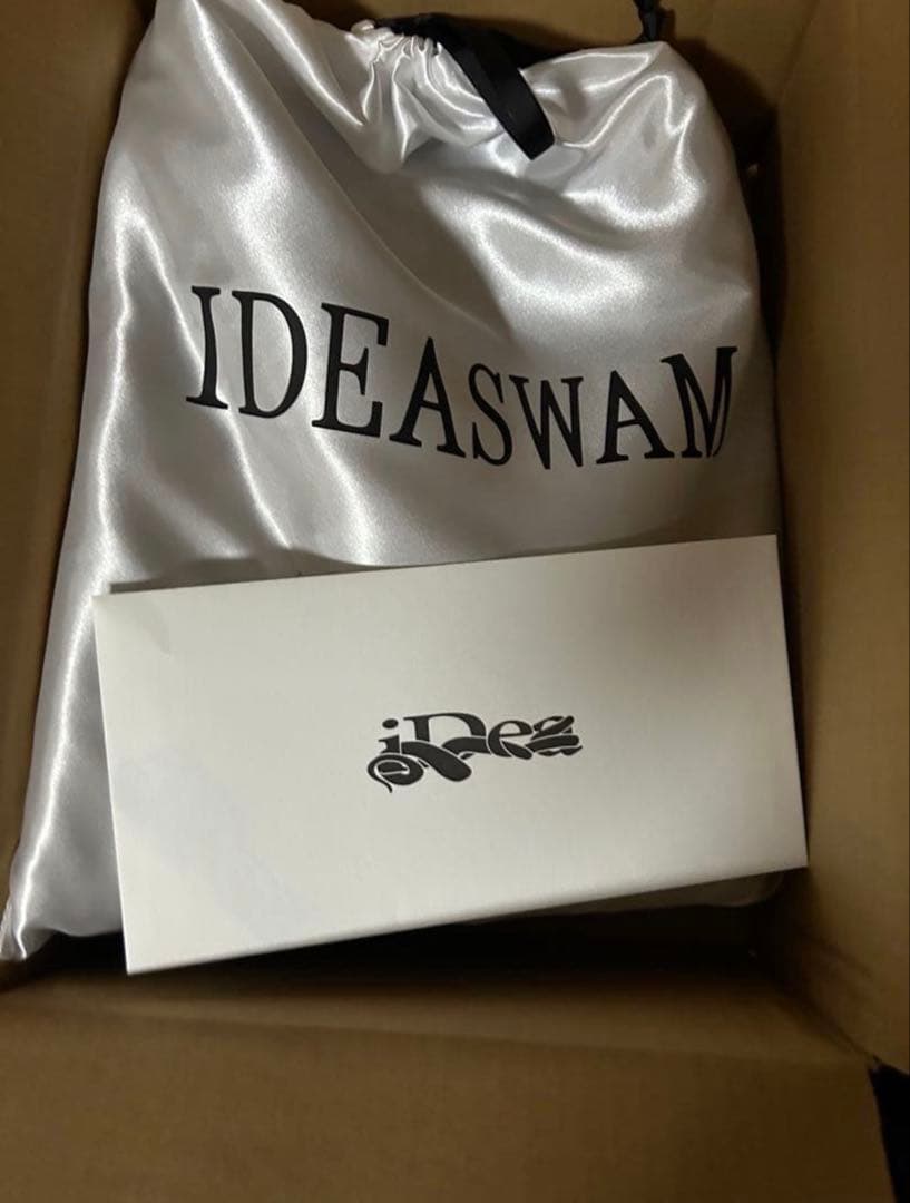 iDea ブラウン フード付きパーカー