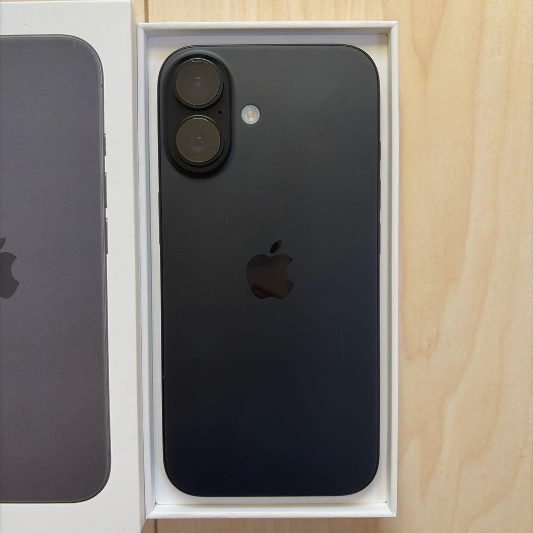 iPhone 16 ブラック 128GB SIMフリー