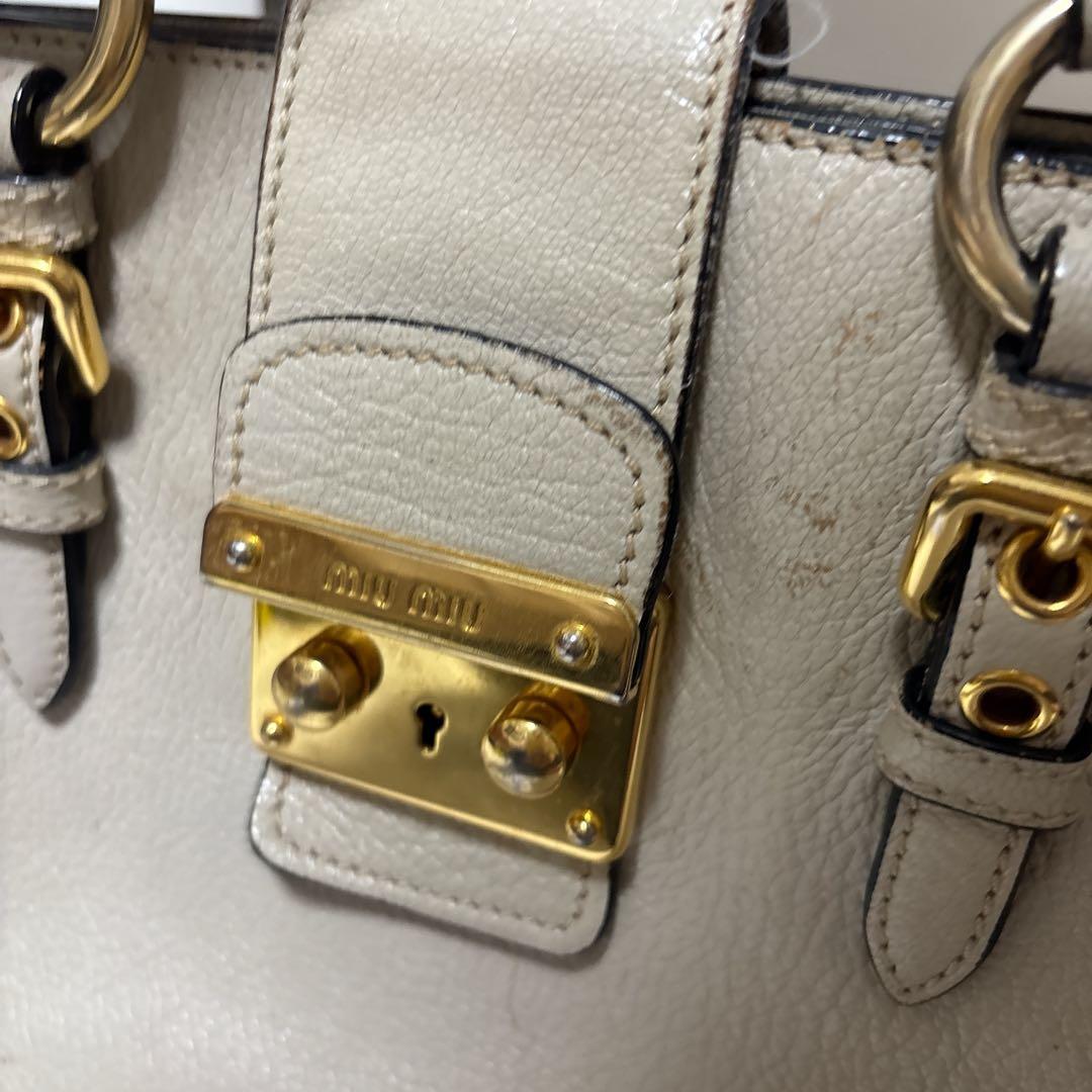 miumiu ミュウミュウ ハンドバッグ マドラス レザー ベージュライトグレー