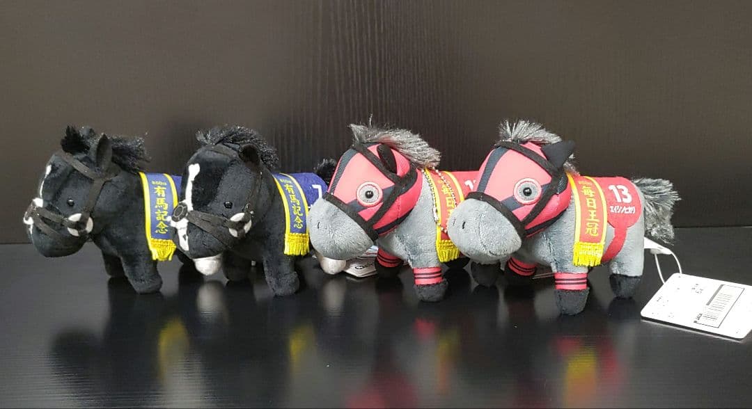 サラブレッドコレクション 馬服マスコットボールチェーン３種他 全19頭セット