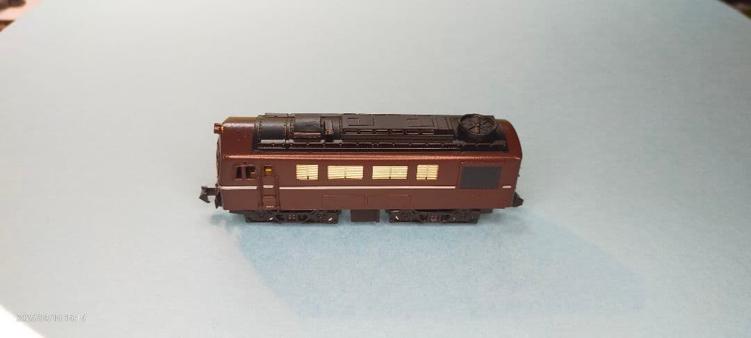 ワールド工芸国鉄ＤＤ50ー1次型茶色仕様　塗装完成品