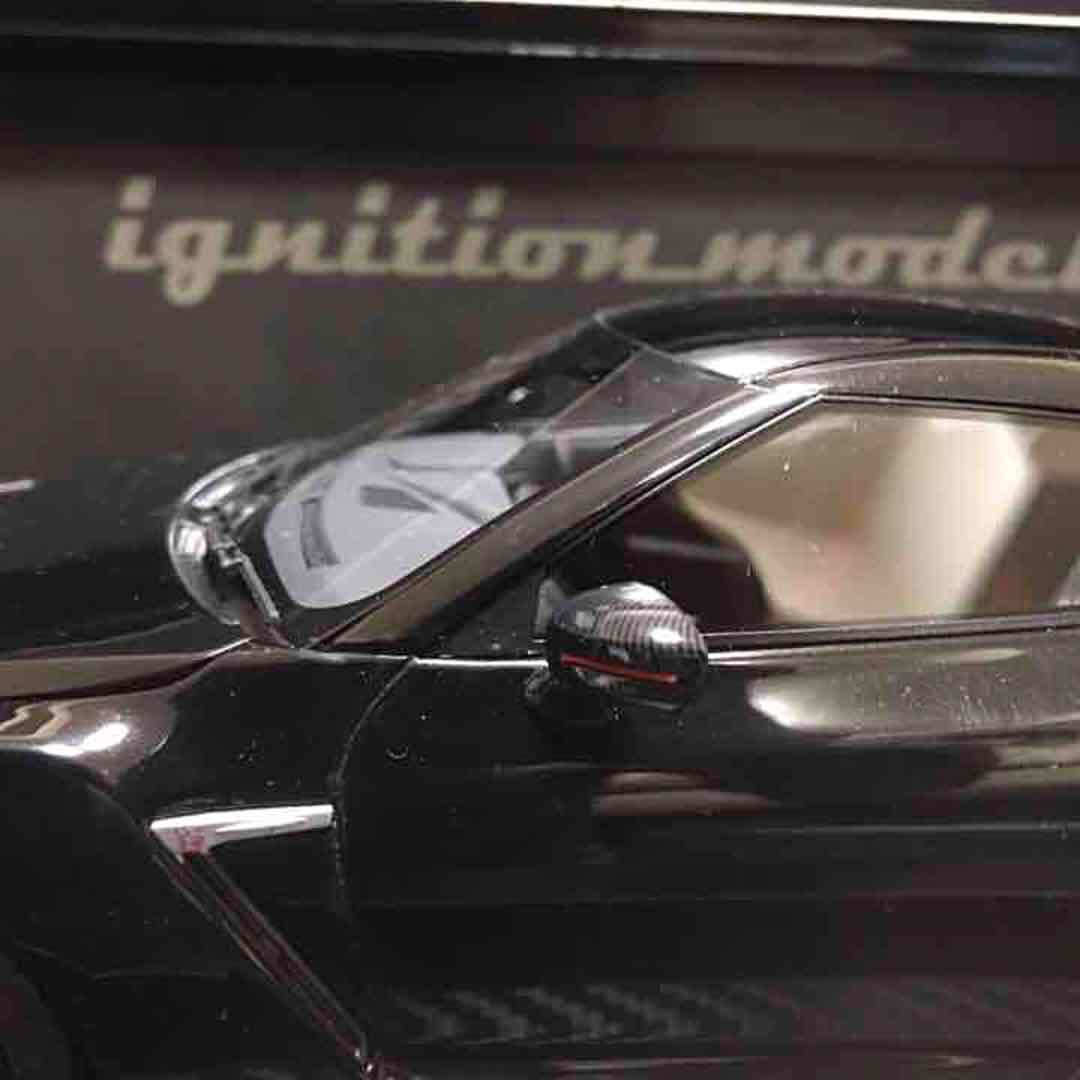 イグニッションモデル 1/18 ミニカー GTR R35 ブラックパール