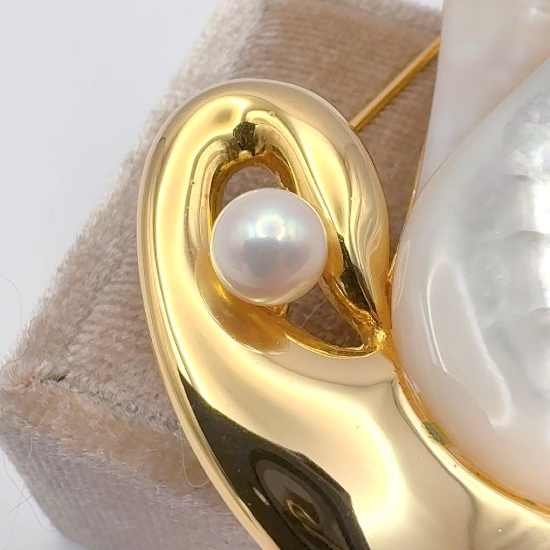 ⭐️SALE⭐【美品】タサキ　ブローチ　アコヤパール　白蝶貝　白鳥モチーフ