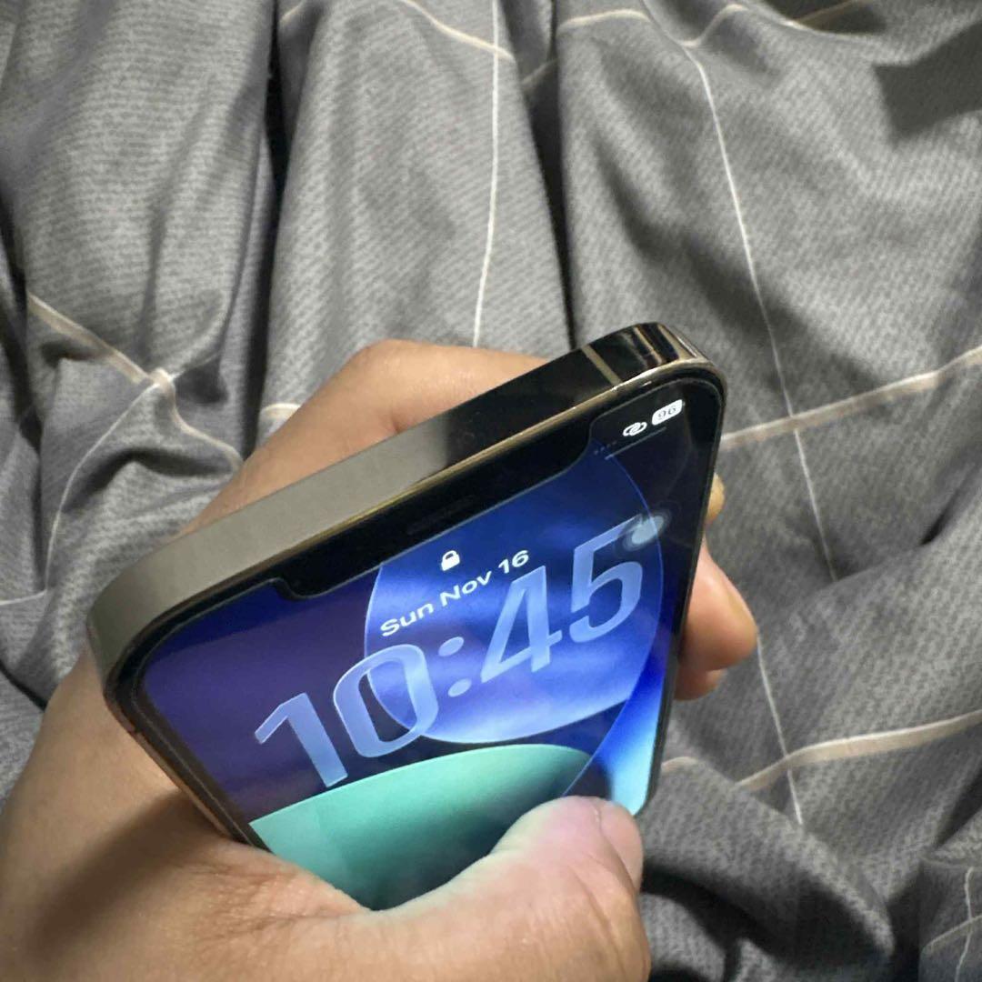 Apple iPhone 12 Pro ゴルド