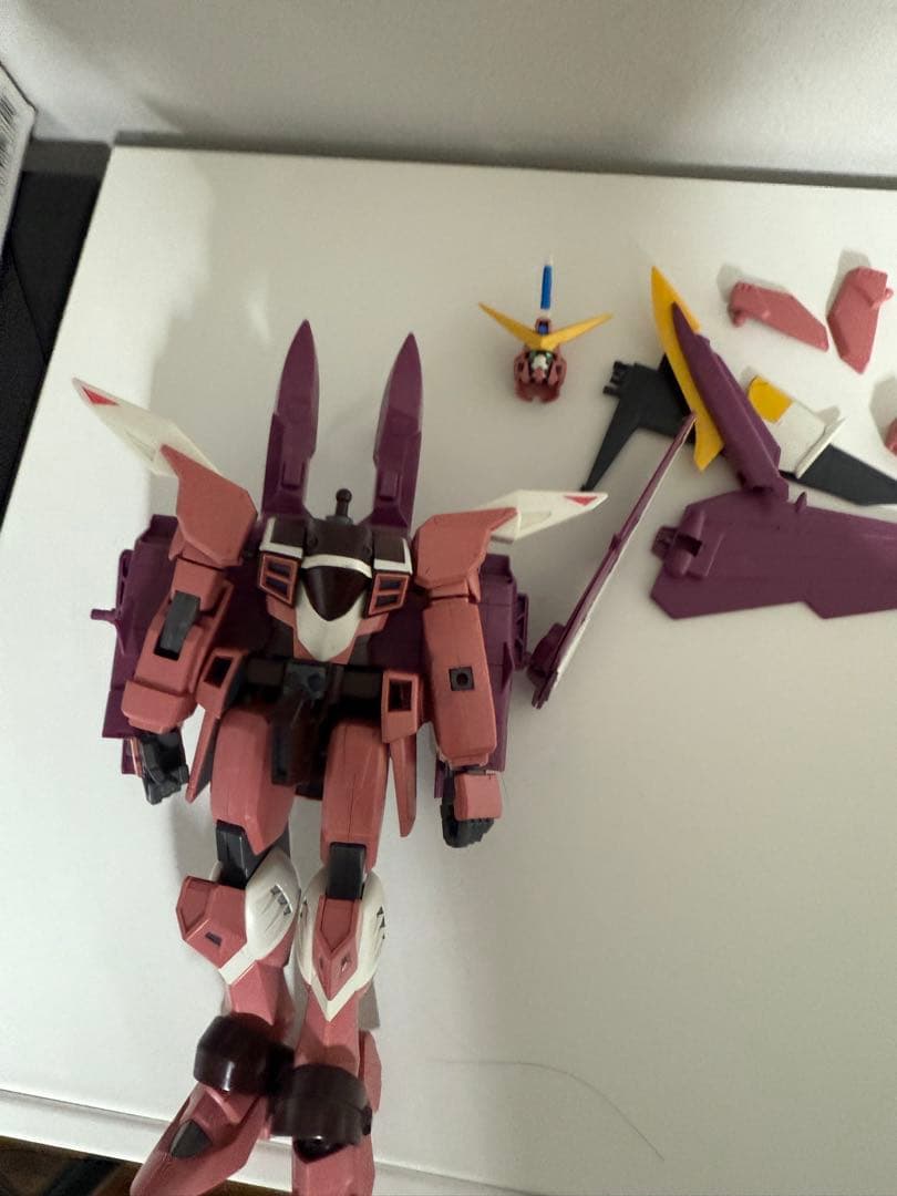 MGなど詰め合わせ13機プラス武装　ジャンク品