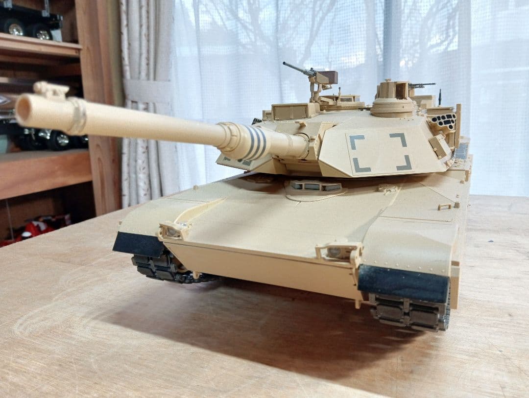 タミヤ 1/16RC M1A2 エイブラムス戦車 フルオペレーション 完成品
