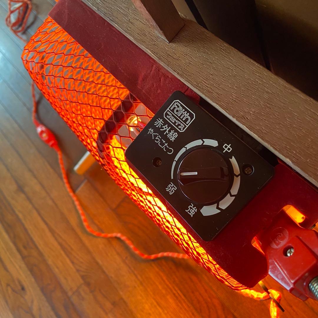 昭和レトロ　こたつ　やぐらコタツ　レトロポップ　当時物