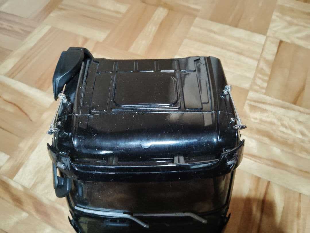 タミヤ 1/14 メルセデスベンツ アロクス キャビン