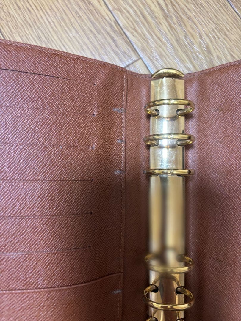 ルイヴィトン スケジュール帳