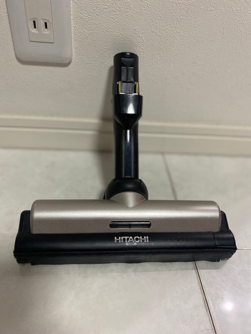 日立 コードレス掃除機2021年製　PV-BL2H