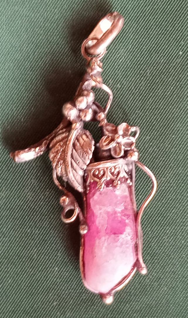 ピンクトルマリンのシルバー手作りペンダント