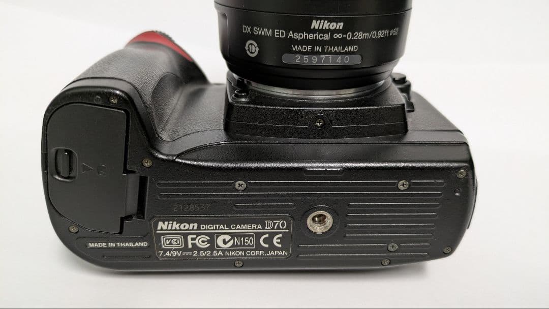 Nikon D70 デジタル一眼レフ　レンズ付き　訳あり品（現状渡し）